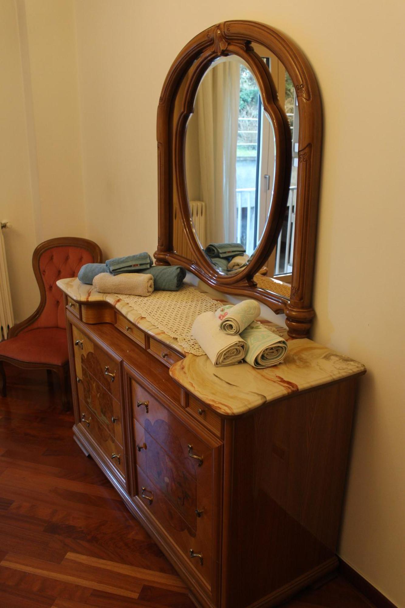 Appartamento Casa Mira - Ampio, Fully Equipped E Zona Tranquilla Trieste Esterno foto